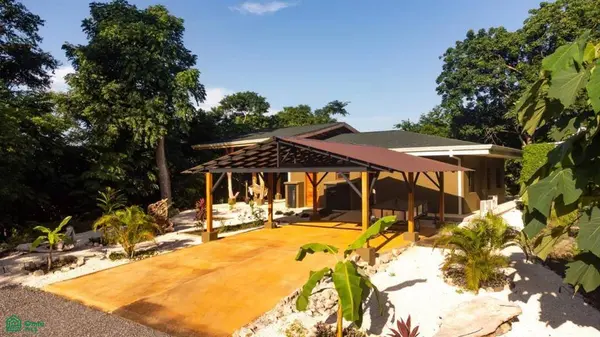 Natural Refuge - Playa Órganos, Puntarenas, 60105