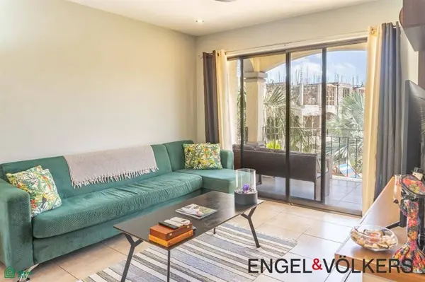 Palmas de Tamarindo 204D, Santa Cruz, 50309