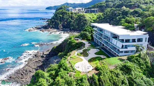 Luxury Condo | Nerea Faro Escondido,