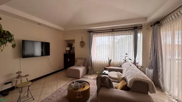 La Perla, San Rafael, SanJose 10203