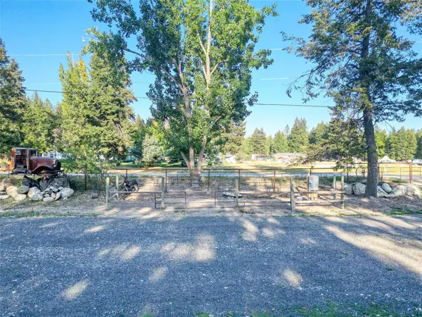 110 Mountain Meadow RD, Kalispell, MT 59901