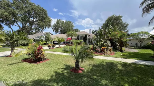 1085 Mercedes DR, Merritt Island, FL 32952