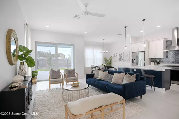 1360 Windchime LN, Melbourne, FL 32935