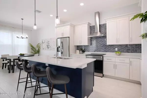 1360 Windchime LN, Melbourne, FL 32935