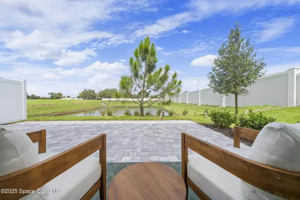 1370 Windchime LN, Melbourne, FL 32935