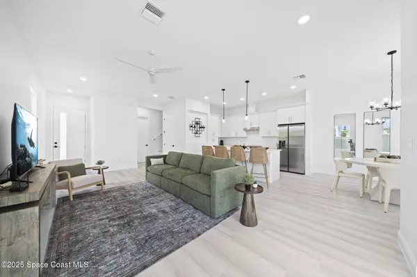1330 Windchime LN, Melbourne, FL 32935