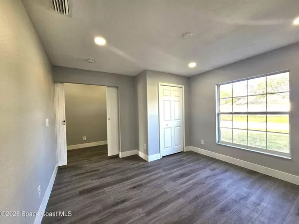 2264 Bayhill DR, Melbourne, FL 32940