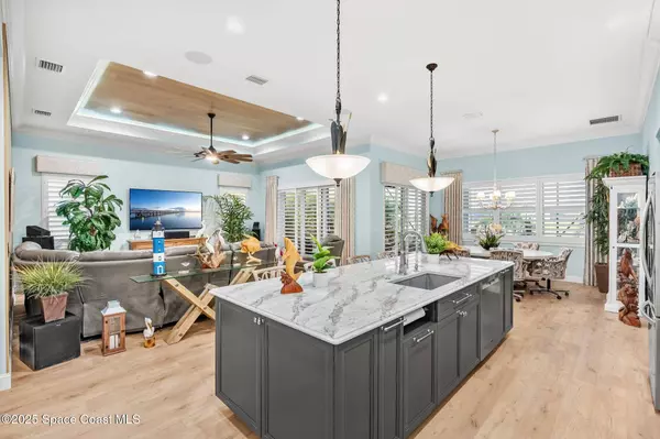 8919 Shoreline AVE, Melbourne, FL 32940