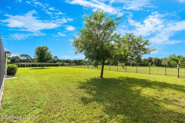 4009 Gardenwood CIR, Grant, FL 32949