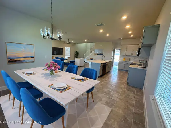 1092 Canfield CIR SE, Palm Bay, FL 32909