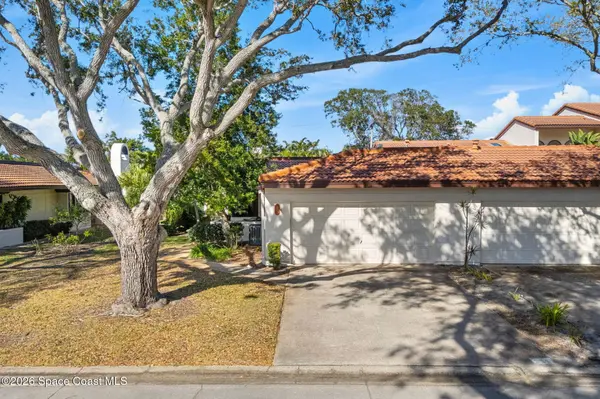 802 Parkside PL #802, Indian Harbour Beach, FL 32937