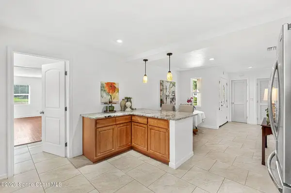 135 Oakledge DR, Rockledge, FL 32955