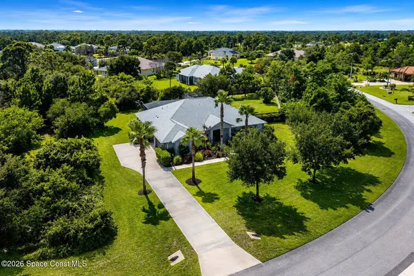 4148 Gardenwood CIR, Grant, FL 32949