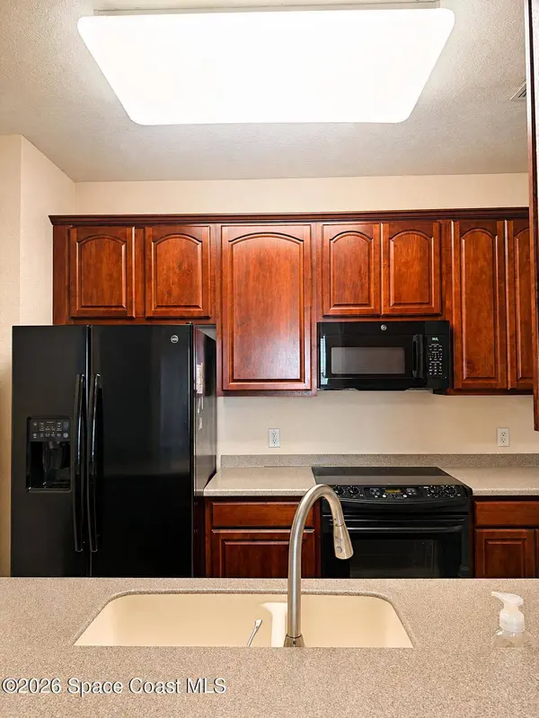 3848 Lexmark LN #405, Rockledge, FL 32955