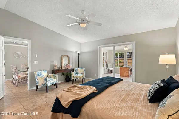 698 Sheridan Woods DR, West Melbourne, FL 32904