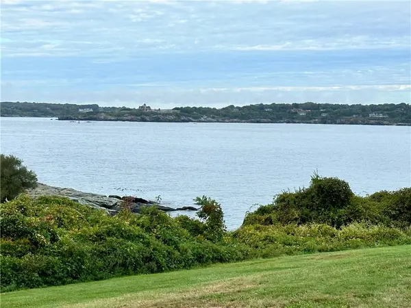 65 Ridge RD #T21/W23, Newport, RI 02840