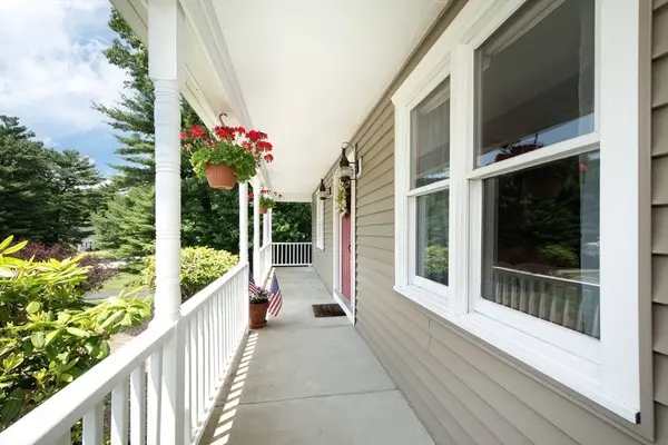 13 Deer Run Rd, Kingston, MA 02364