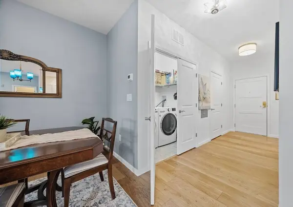 1 Mariners Way #204, Plymouth, MA 02360