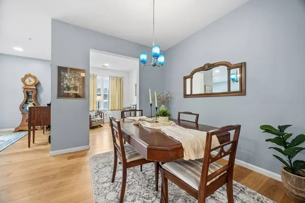 1 Mariners Way #204, Plymouth, MA 02360