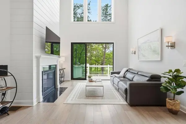 48 Briarwood, Plymouth, MA 02360