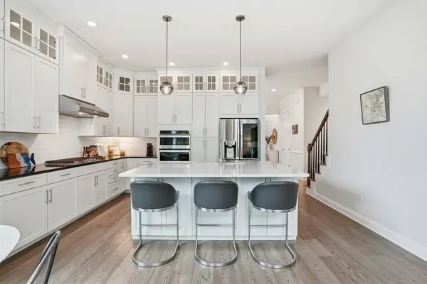 48 Briarwood, Plymouth, MA 02360
