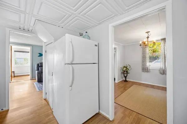 10 Cleveland Ave, Wareham, MA 02532