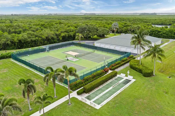 5051 N Hwy A1A, Hutchinson Island, FL 34949