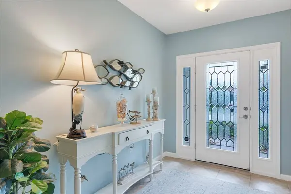 1712 Berkshire CIR SW, Vero Beach, FL 32968