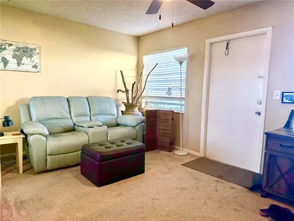 60 Woodland DR #104, Vero Beach, FL 32962