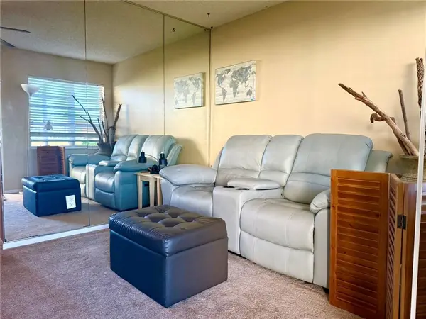 60 Woodland DR #104, Vero Beach, FL 32962