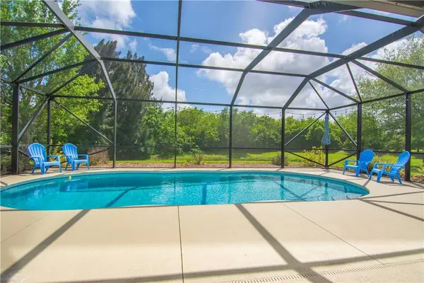 655 Valencia CIR SW, Vero Beach, FL 32968