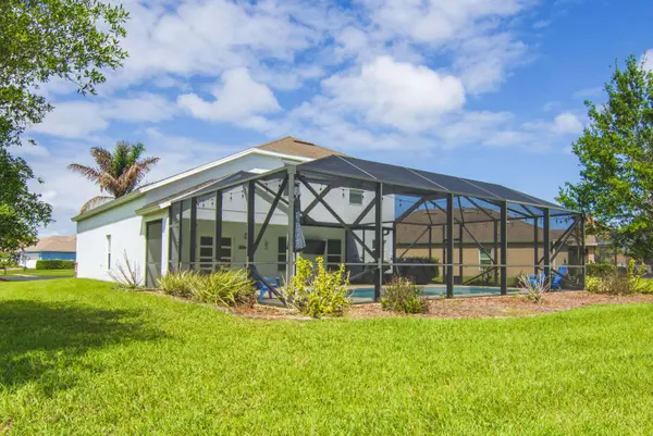 655 VALENCIA CIR SW, Vero Beach, FL 32968