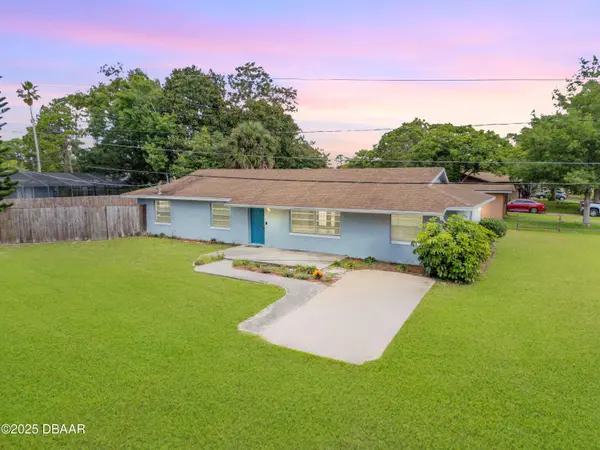 3132 PINE TREE DR, Edgewater, FL 32141