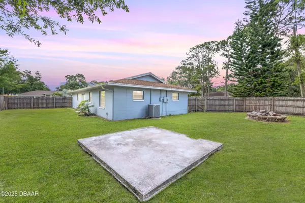 3132 PINE TREE DR, Edgewater, FL 32141