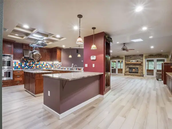 100 TEMPLE GROVE DR, Winter Garden, FL 34787