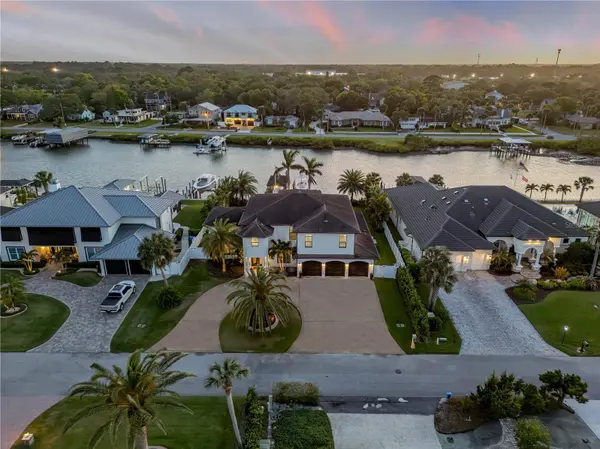 1212 COMMODORE DR, New Smyrna Beach, FL 32168