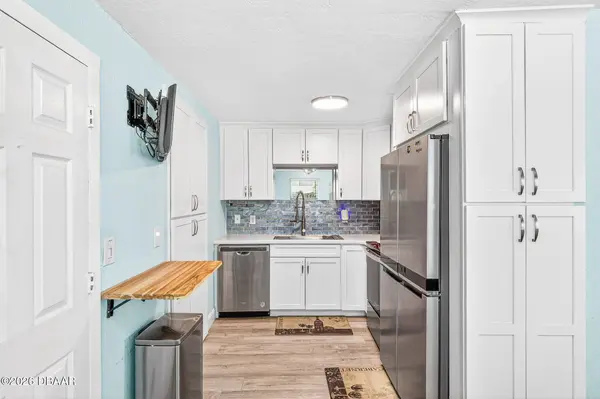 7 River DR, Ormond Beach, FL 32176