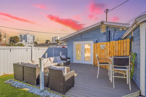 7 RIVER DR, Ormond Beach, FL 32176