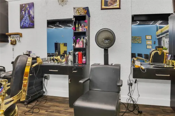 123 W MAIN ST, Apopka, FL 32703