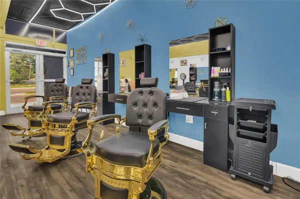 123 W MAIN ST, Apopka, FL 32703