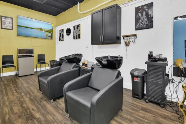 123 W MAIN ST, Apopka, FL 32703