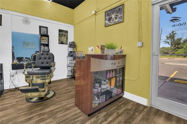 123 W MAIN ST, Apopka, FL 32703