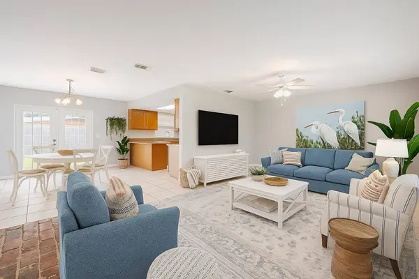 3132 PINE TREE DR, Edgewater, FL 32141