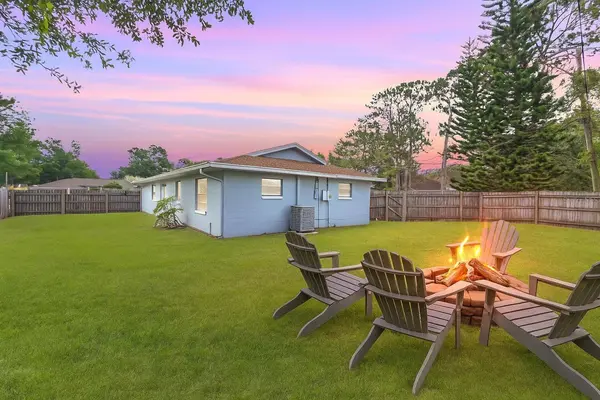 3132 PINE TREE DR, Edgewater, FL 32141