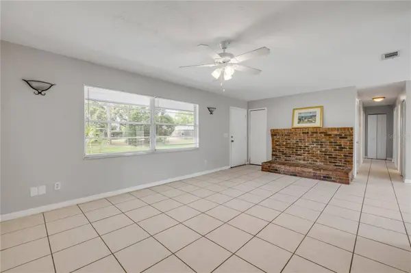 3132 PINE TREE DR, Edgewater, FL 32141