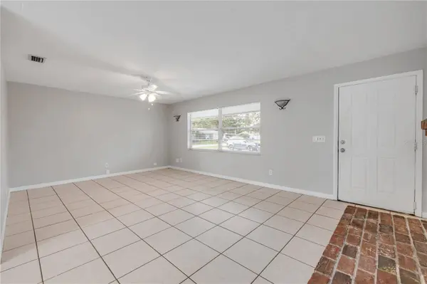 3132 PINE TREE DR, Edgewater, FL 32141