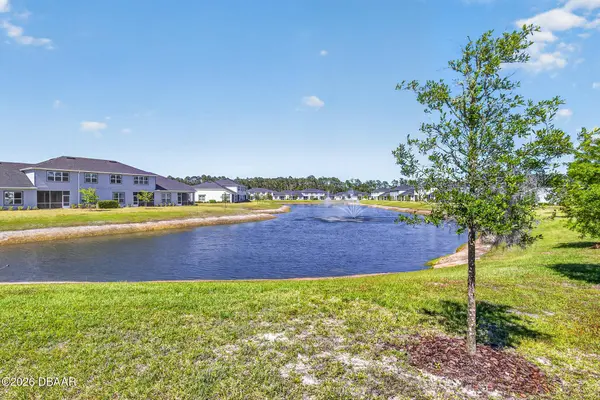 10 Newhaven LN, Ormond Beach, FL 32174