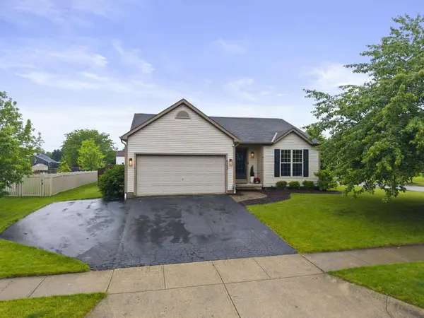 9133 Longstone Drive, Lewis Center, OH 43035