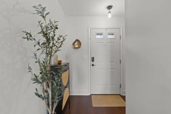 9133 Longstone Drive, Lewis Center, OH 43035