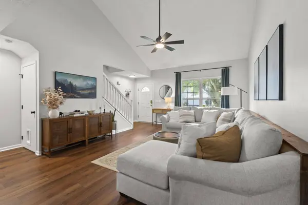 3002 Highwall Way, Columbus, OH 43221